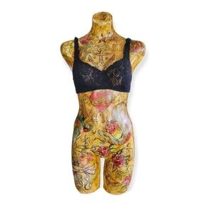 Playtex Secret black lace bra 36B wireless